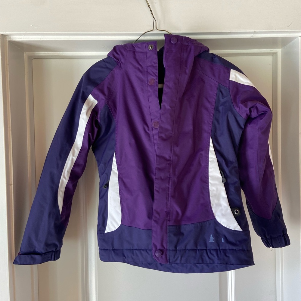 Excellent condition REI children’s snow jacket, size small